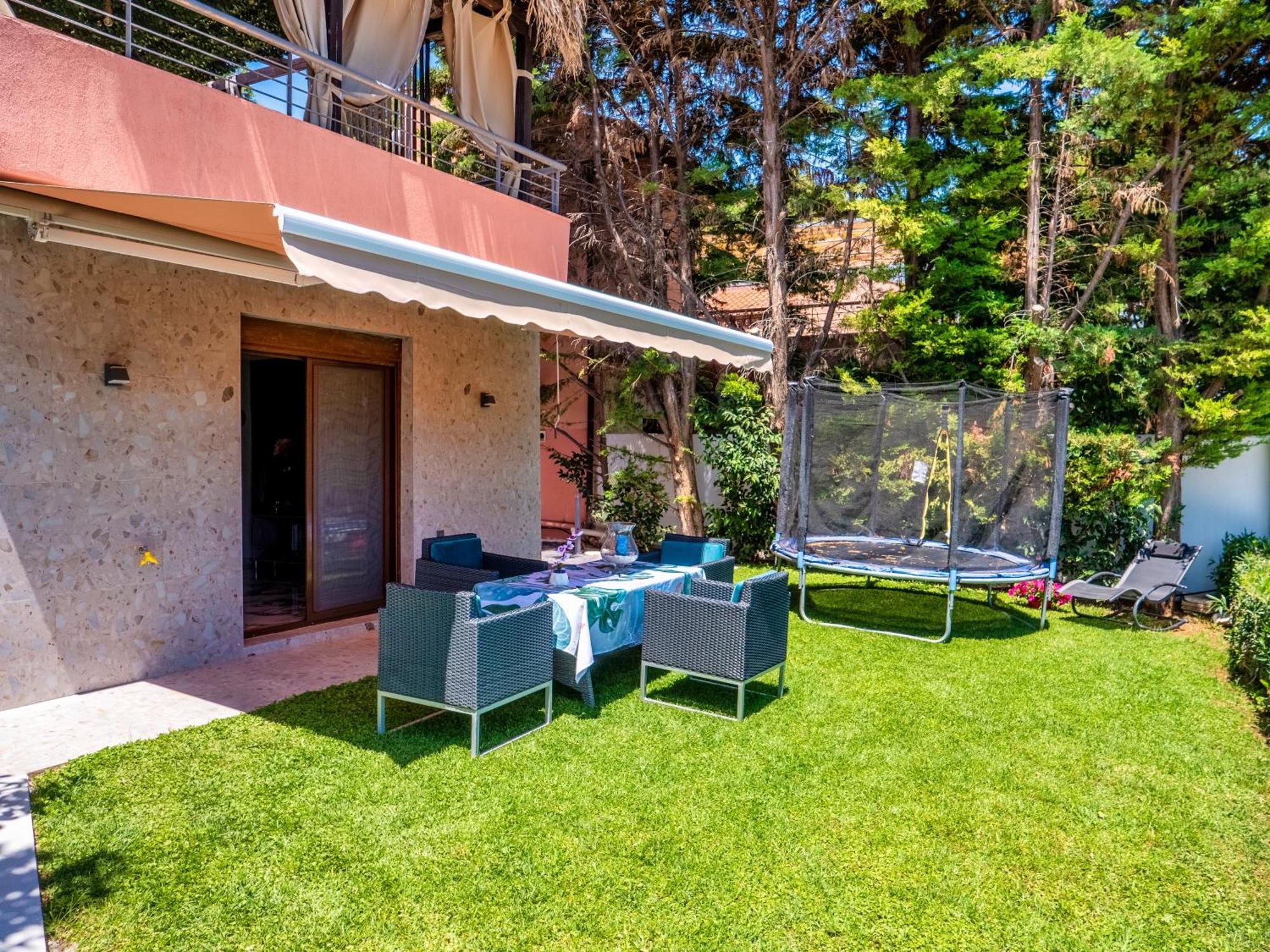 Deluxe Sani Relax Villa 外观 照片