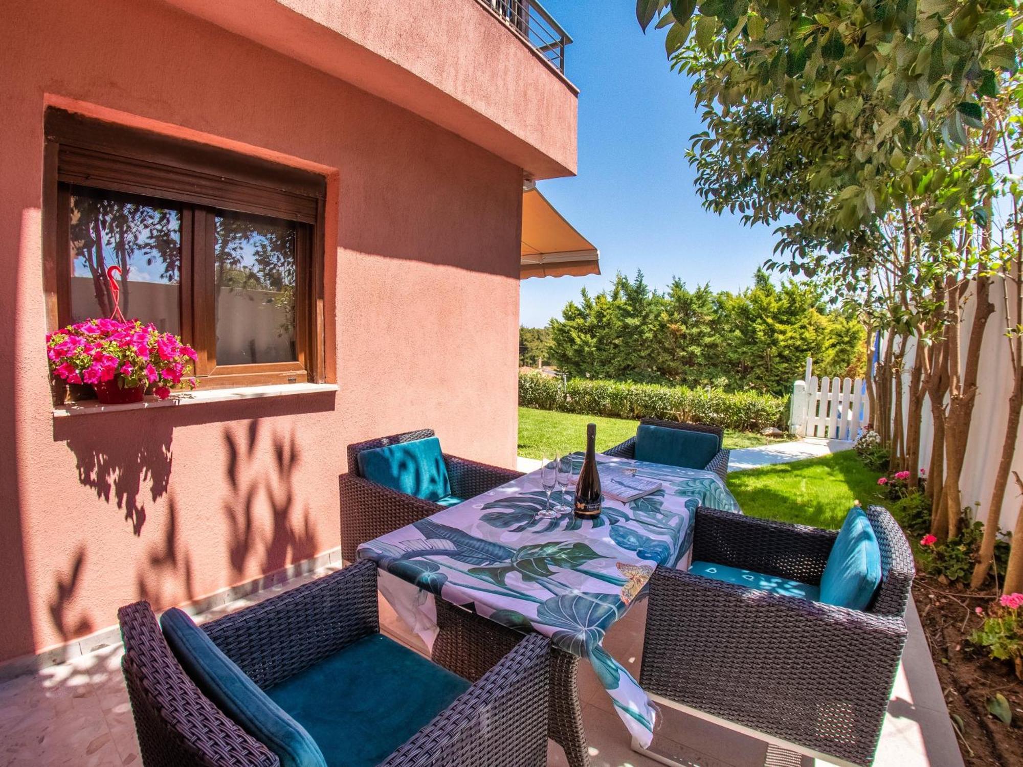 Deluxe Sani Relax Villa 外观 照片